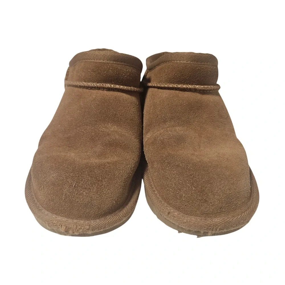 UGG Classic Slipper Kids Size 13 Chestnut Suede Sheepskin Fur Lined Slip On